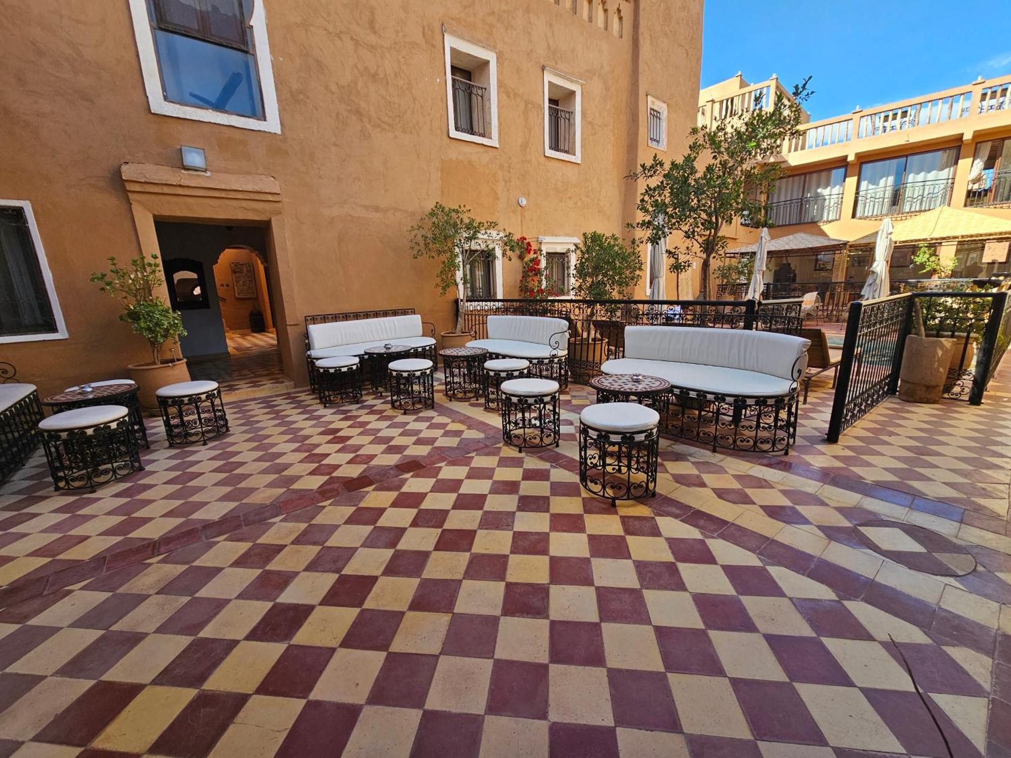 Kasbah La Cigogne Bed & Breakfast Ait Benhaddou Exterior photo