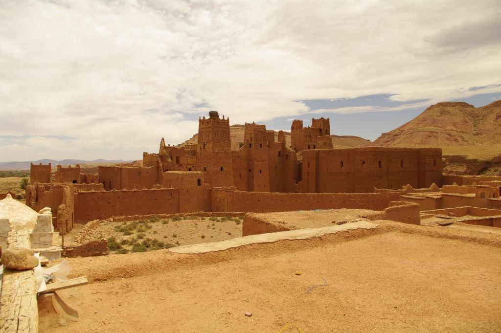 Kasbah La Cigogne Bed & Breakfast Ait Benhaddou Exterior photo